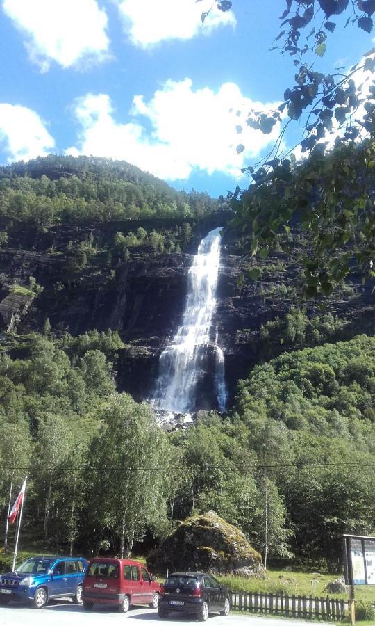 Vassbakken Kro Og Camping Skjolden Exterior foto